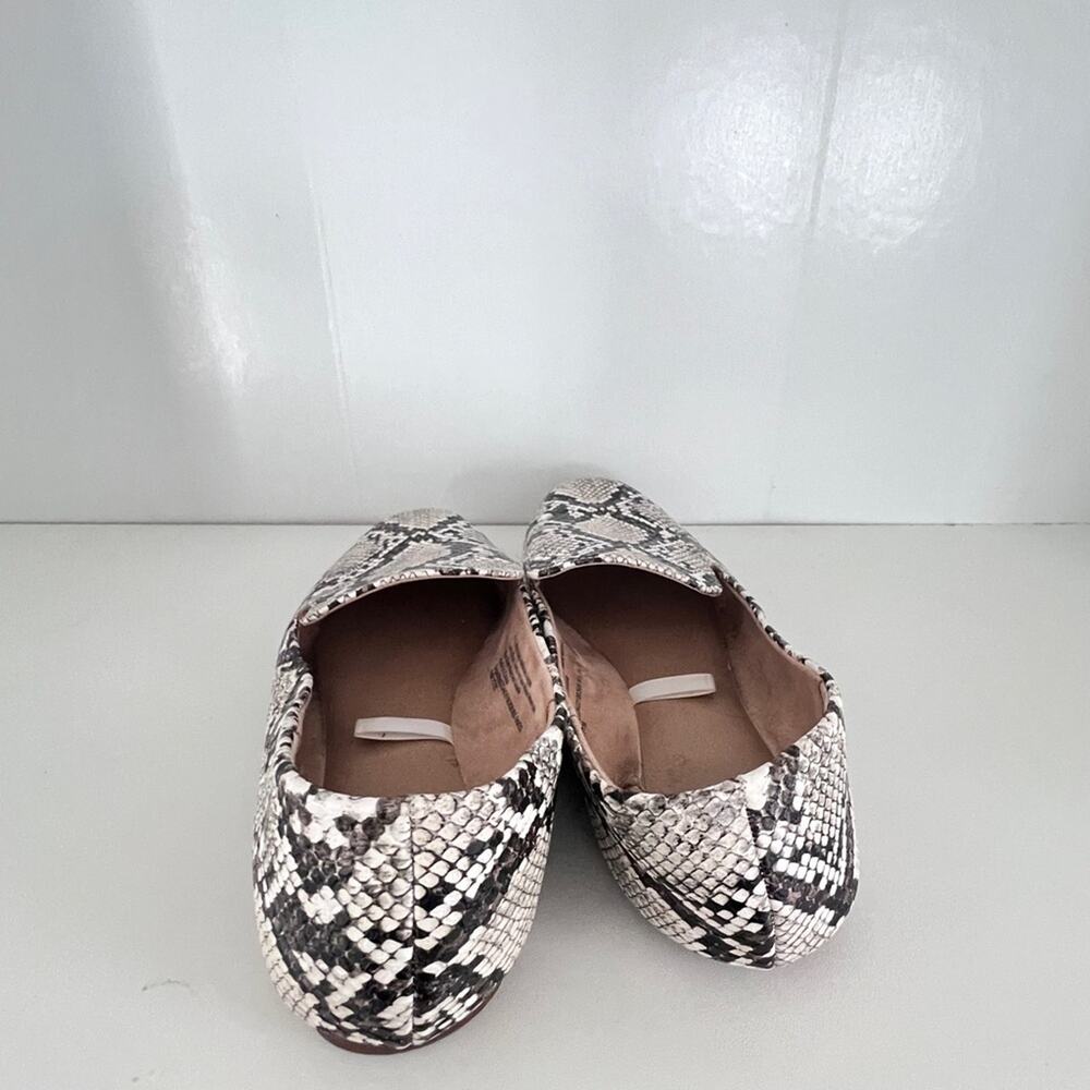 Women size 7.5 Snakeskin Loafers Blk/Grey & White. - Picture 9 of 9